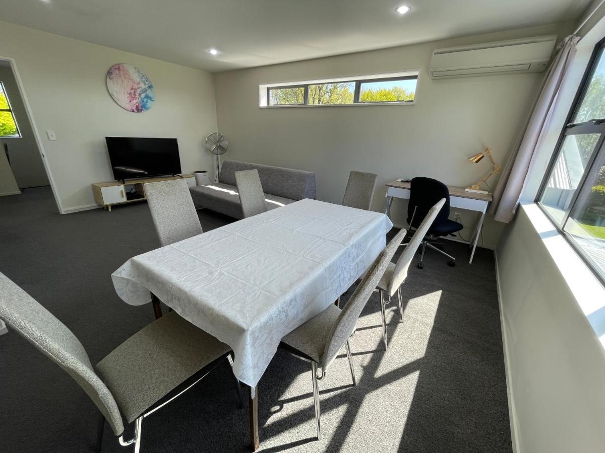 Quiet, New, Sunny Cnzhouse On Upstairs Near Cbd Apartment Christchurch Exterior photo